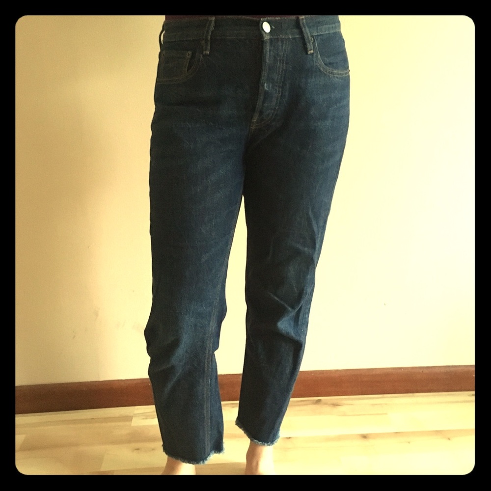 Gap vintage straight ankle cropped jeans!